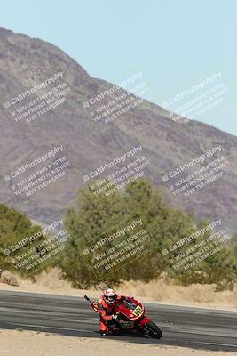 media/Dec-07-2025-CVMA (Sun) [[3e7d2de5dc]]/Race 9-Formula UL Shootout/